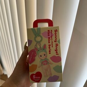 Mini Figure Charm - Kiss Kiss Series - Green